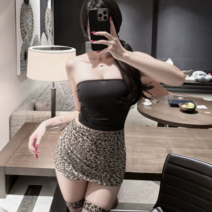 秘书诱惑豹纹性感露胸纯欲包臀套装调情性趣12.8